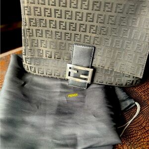 Fendi Vintage Shoulder Bag
